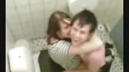 મિલ્ફ બાથરૂમ સિંક દ બાર અન પ polishલિશ ક sexમ સેક્સ