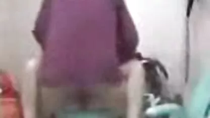 દંત ચિકિત્સક પાકિસ્તાની 4 પુખ્ત બિલાડી