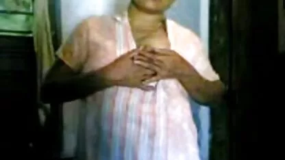 મમ્મીનું મફતમાં ગોલ્ડ સેક્સ છે