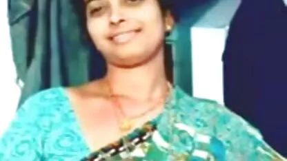 ભારતીય દંપતી રુવાંટીવાળું યોનિ